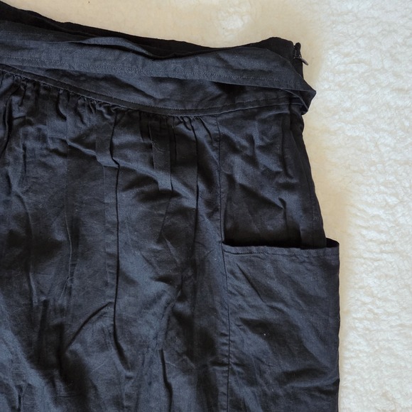 Old Navy Smocked Midi Skirt Pockets Boho Cottagecore Black Size 16 NWT - Picture 4 of 10